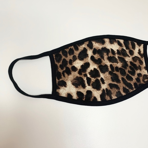 Leopard and Black Reversible Face Mask - Picture 2 of 6